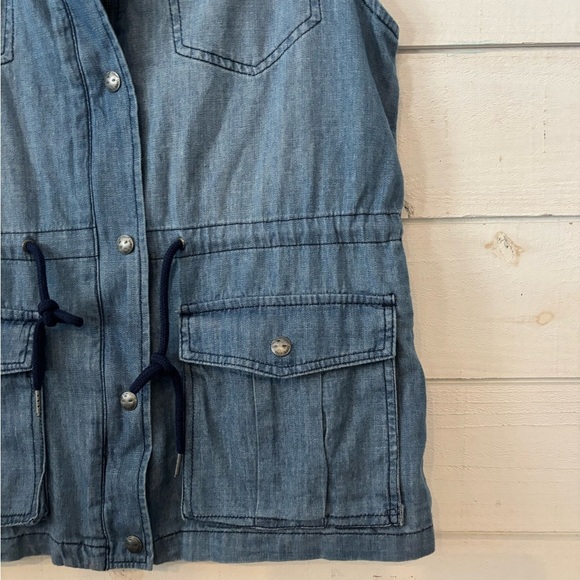 Max Jeans Utility DenimVest NWT Linen CottonDrawstring Waist Pockets
Medium NEW - Picture 3 of 11